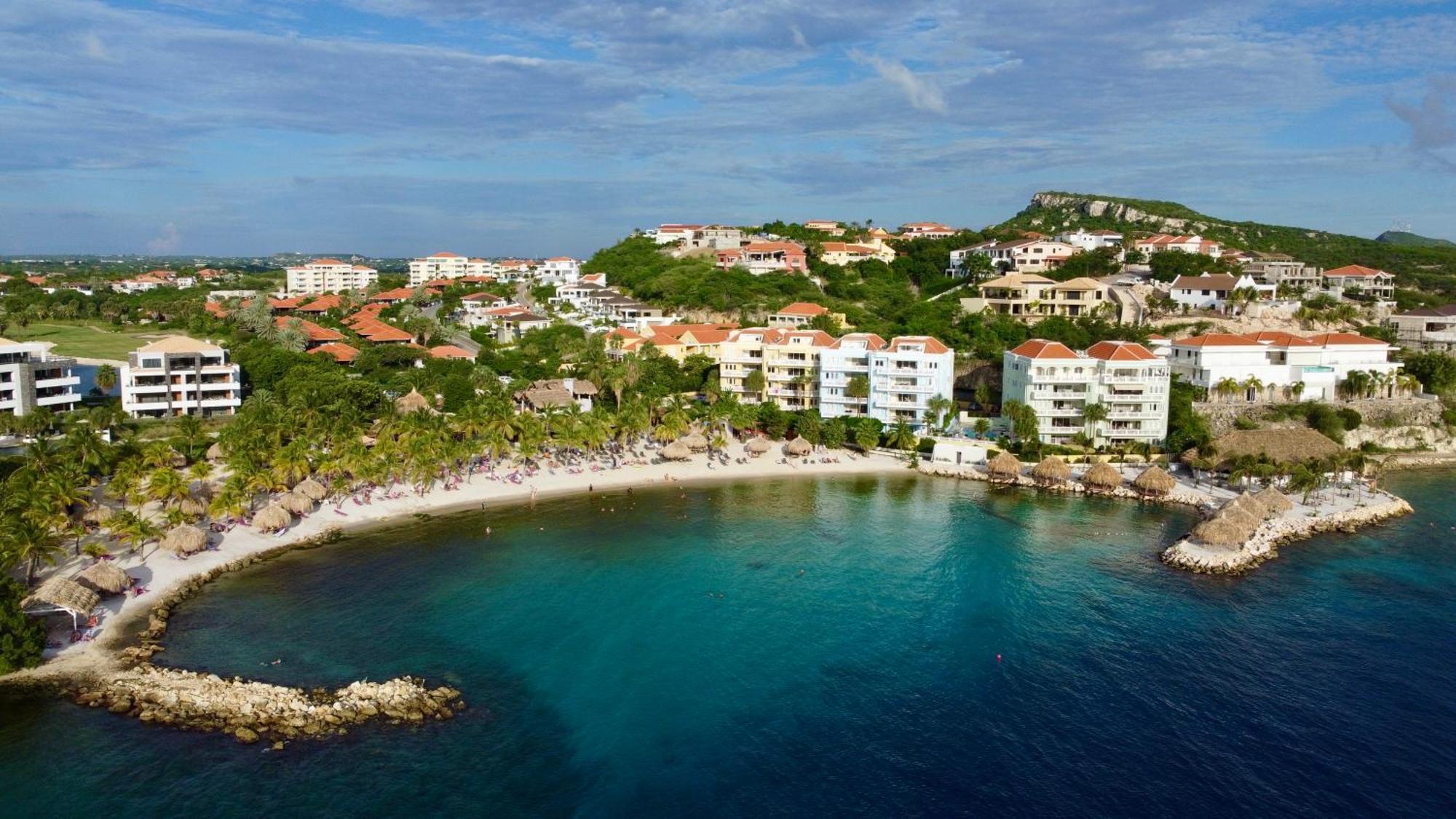 Blue Bay Beach Villas & Apartments エクステリア 写真