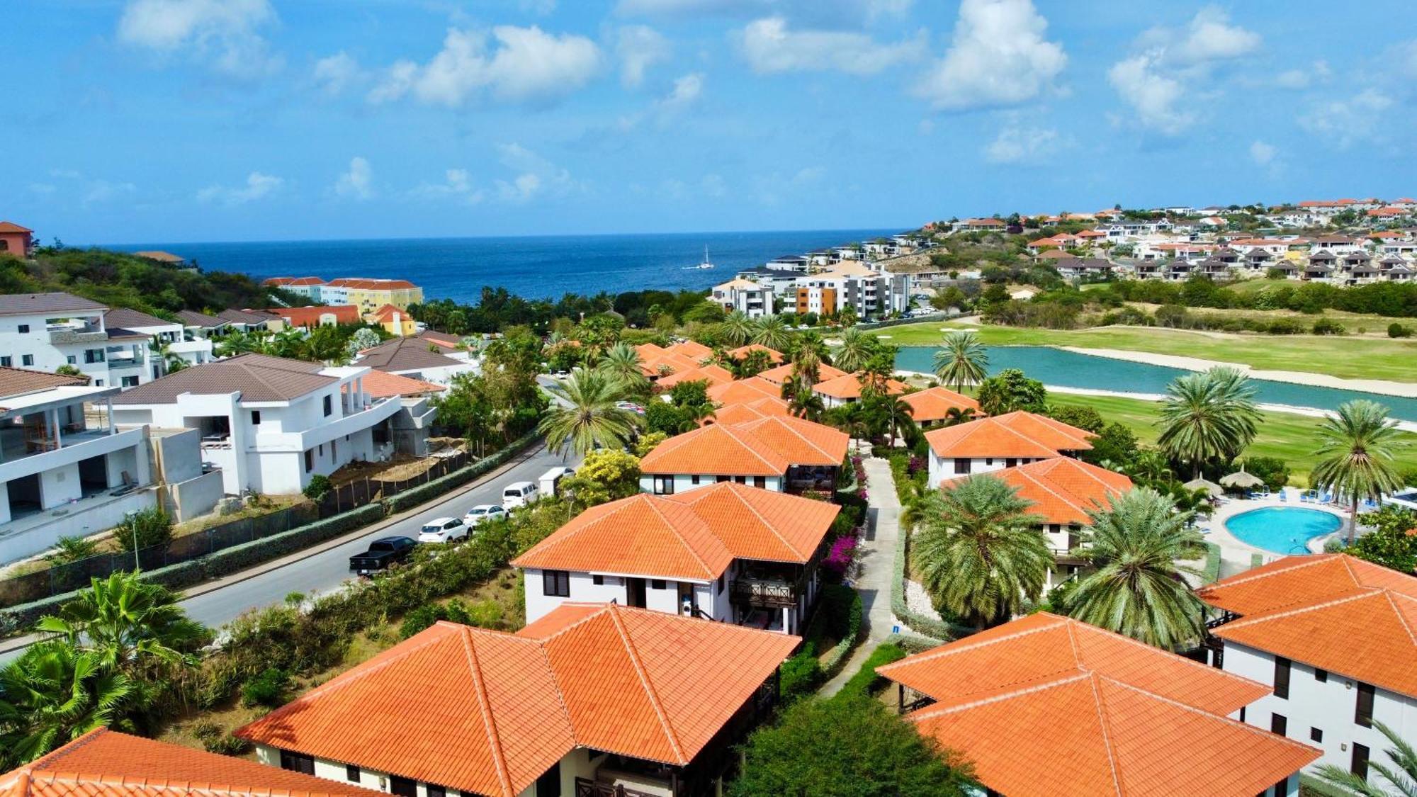 Blue Bay Beach Villas & Apartments エクステリア 写真